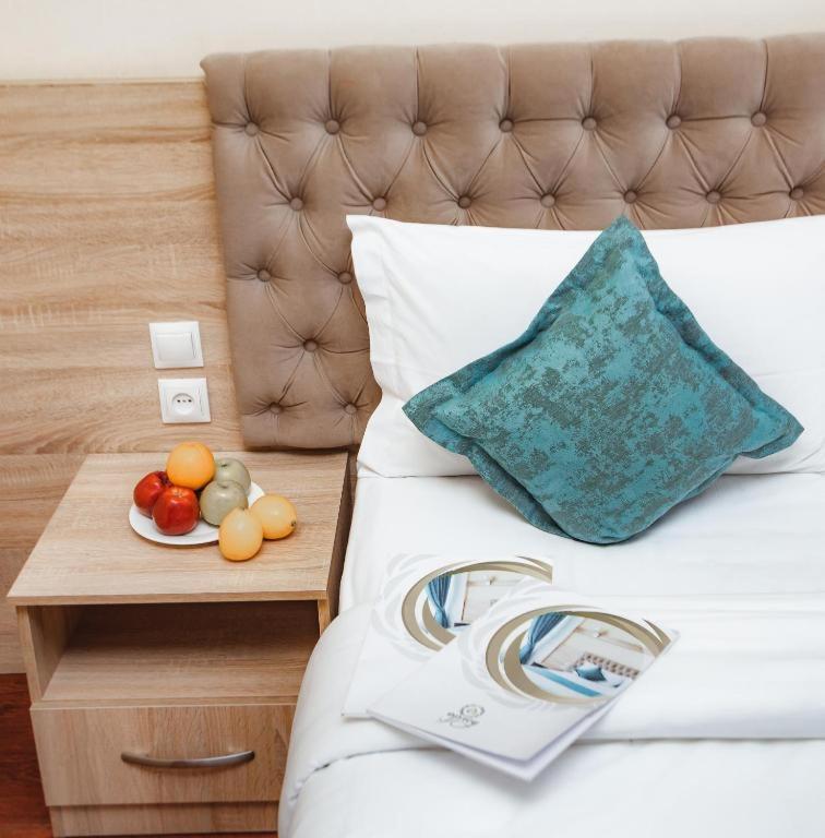 Park Hotel Al Bustan Simkent Kültér fotó