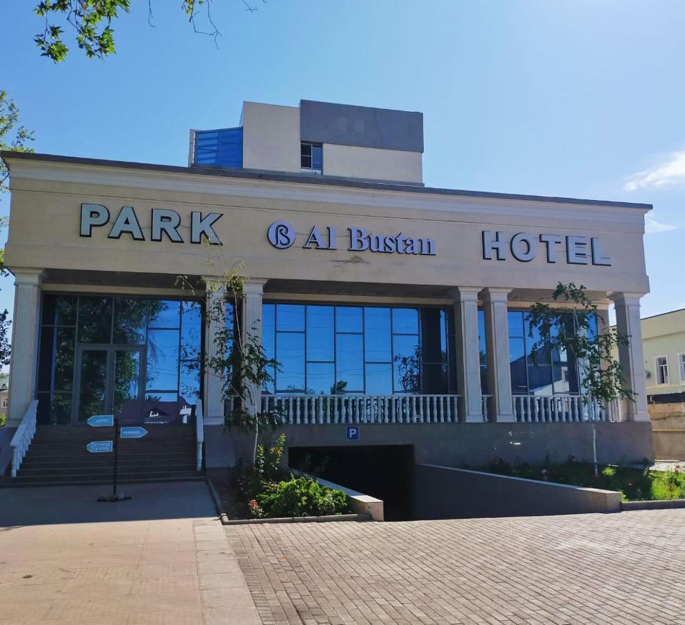 Park Hotel Al Bustan Simkent Kültér fotó
