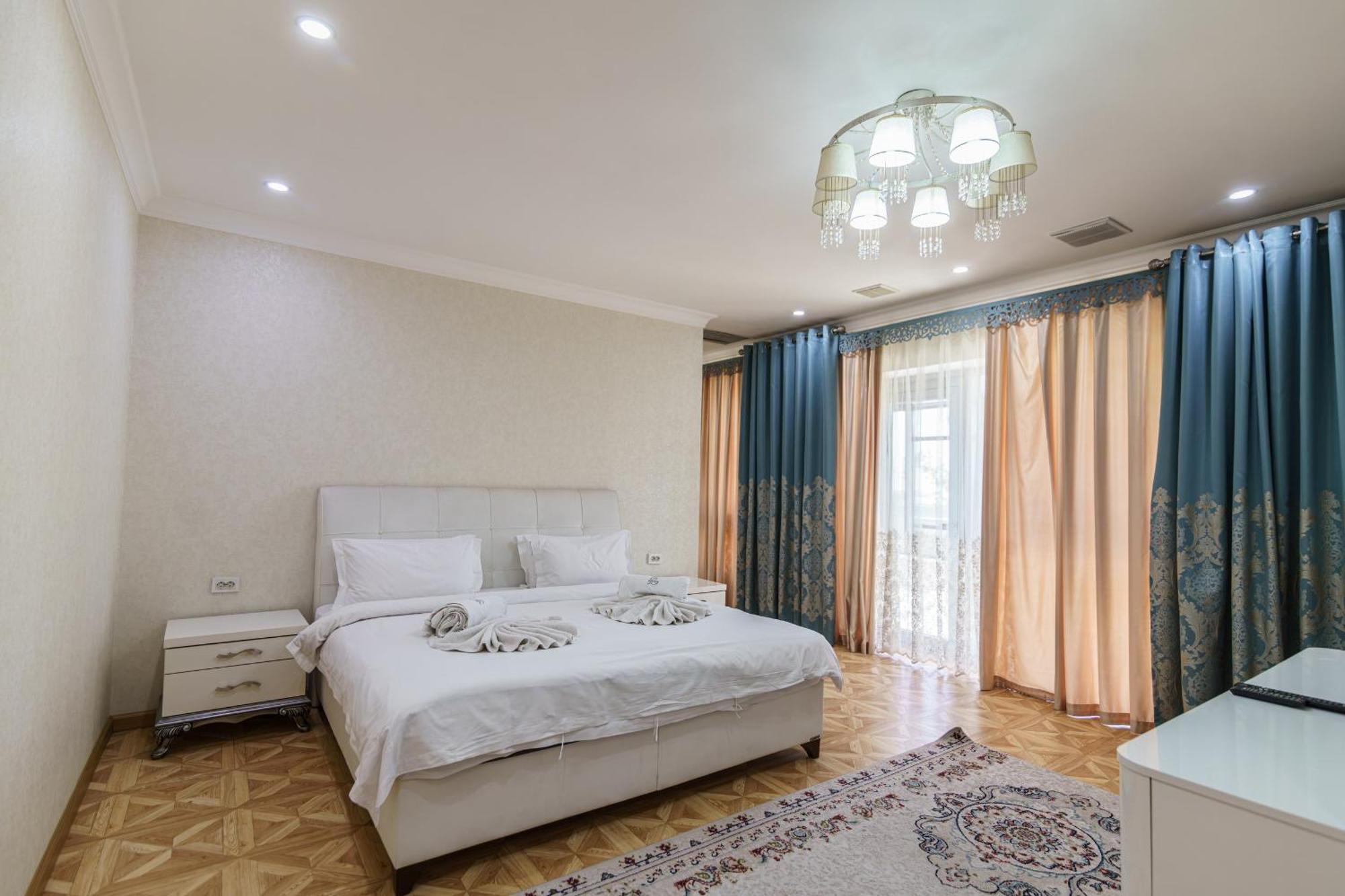 Park Hotel Al Bustan Simkent Kültér fotó
